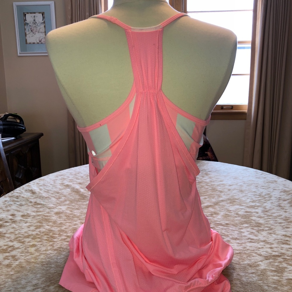 Lululemon, size 8, tank